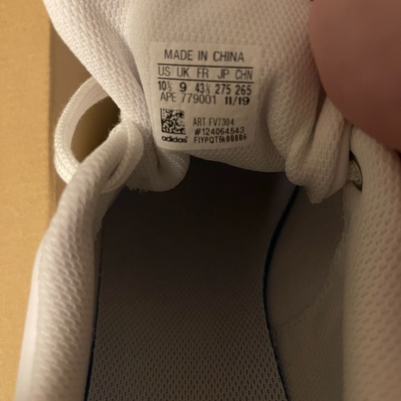 Adidas Stan Smiths 10.5 Womens - Picture 2 of 2